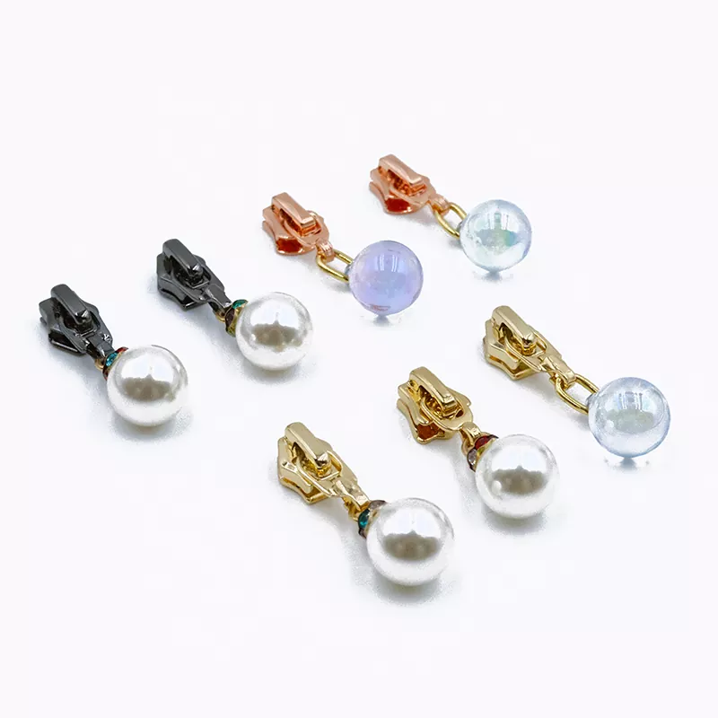 মুক্তার দুল টানা