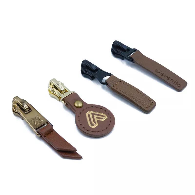 ভিনটেজ লেদার পুলার